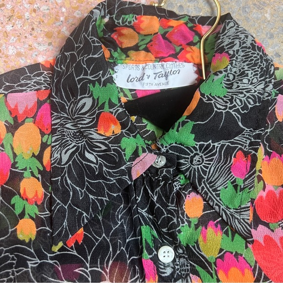 70s dagger collar sheer nylon floral button-up by Lord & Taylor FIFTH AVENUE - Picture 3 of 8